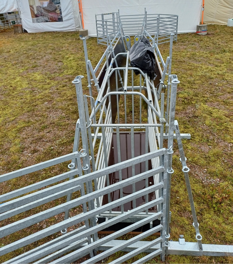 Rännijärjestelmä punnitukseen.